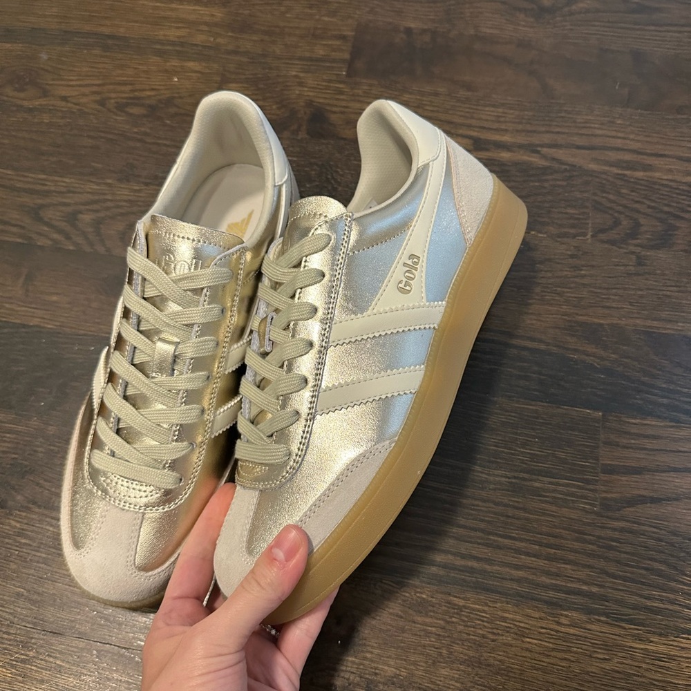 Gola Cream and White Women's Sneakers - Picture 7 of 10